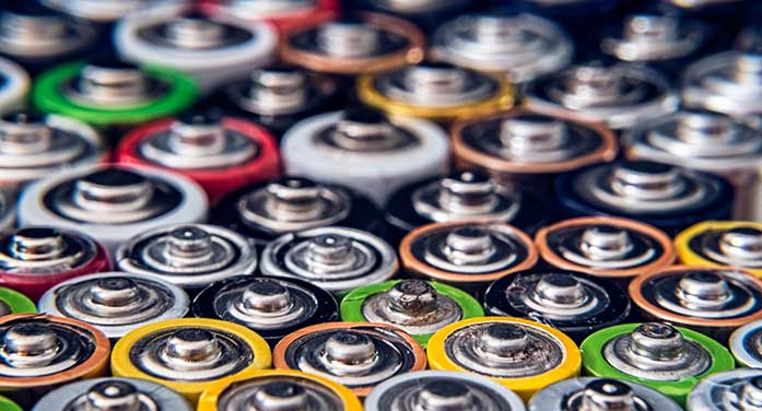 Researcher aims to squeeze extra life out of lithium ion batteries